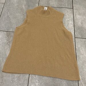Nieman Marcus Cashmere Sleeveless Ribbed Knit Top - Tan